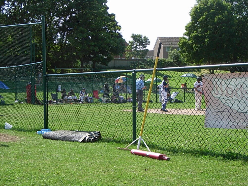 イギリス野球グラウンドの整備道具
